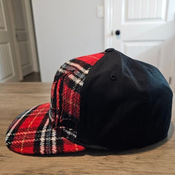 Vintage Louisville Cardinals Fitted Hat Red Plaid L Logo Script Embroidered NCAA - Picture 5 of 11